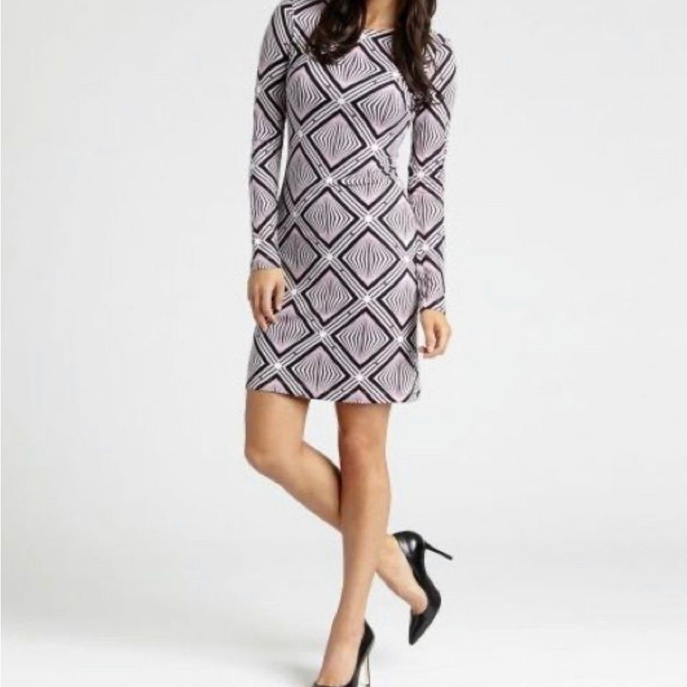 Karen Kane Palais Diamond long sleeve pink white & black dress size medium NWOT